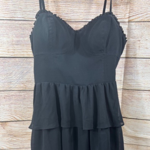 American Eagle Outfitters Womens 3 Tier Black Layered Dress Size 8 - Picture 1 of 4